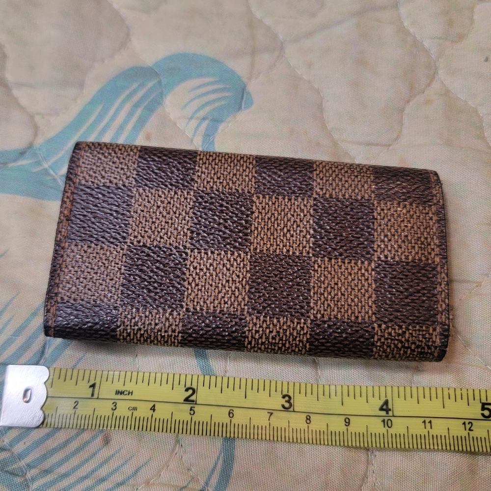 Lv Keyholder - image 2